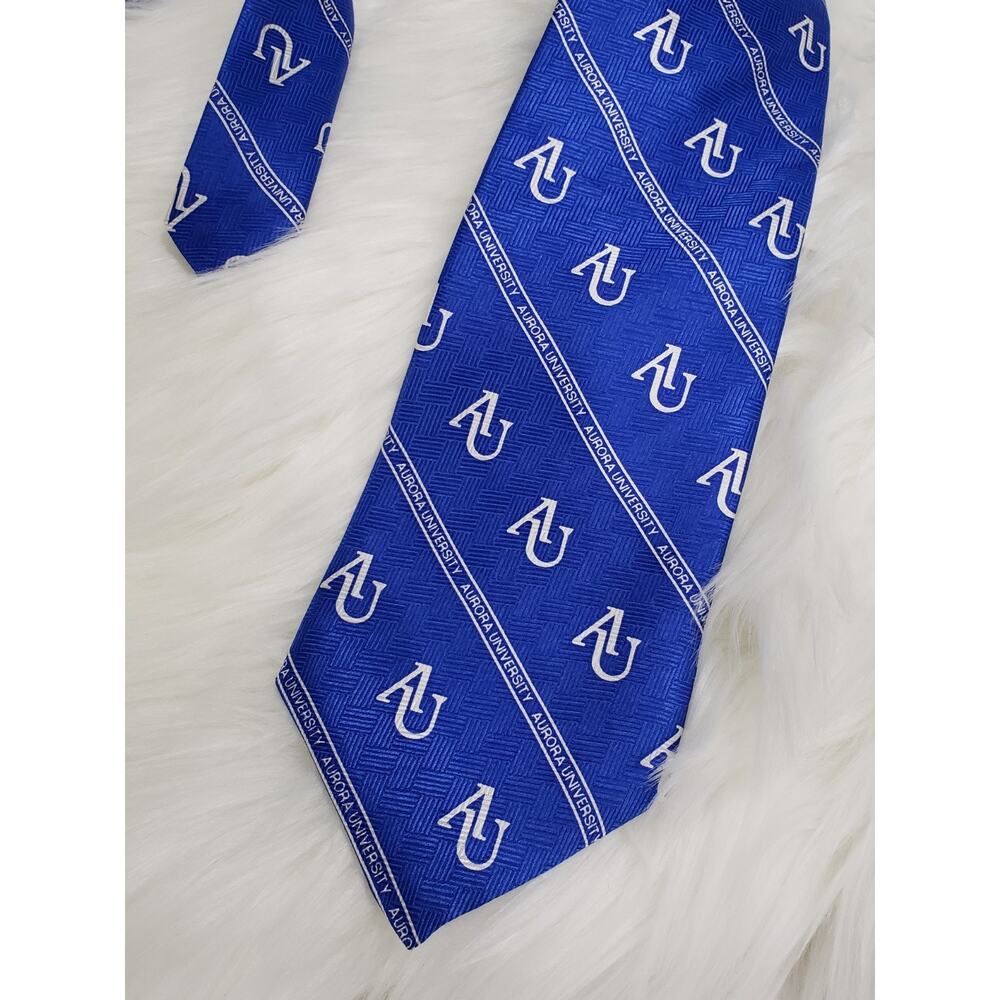 Vintage AURORA UNIVERSITY 100% SILK men's‎ necktie ncaa college tie